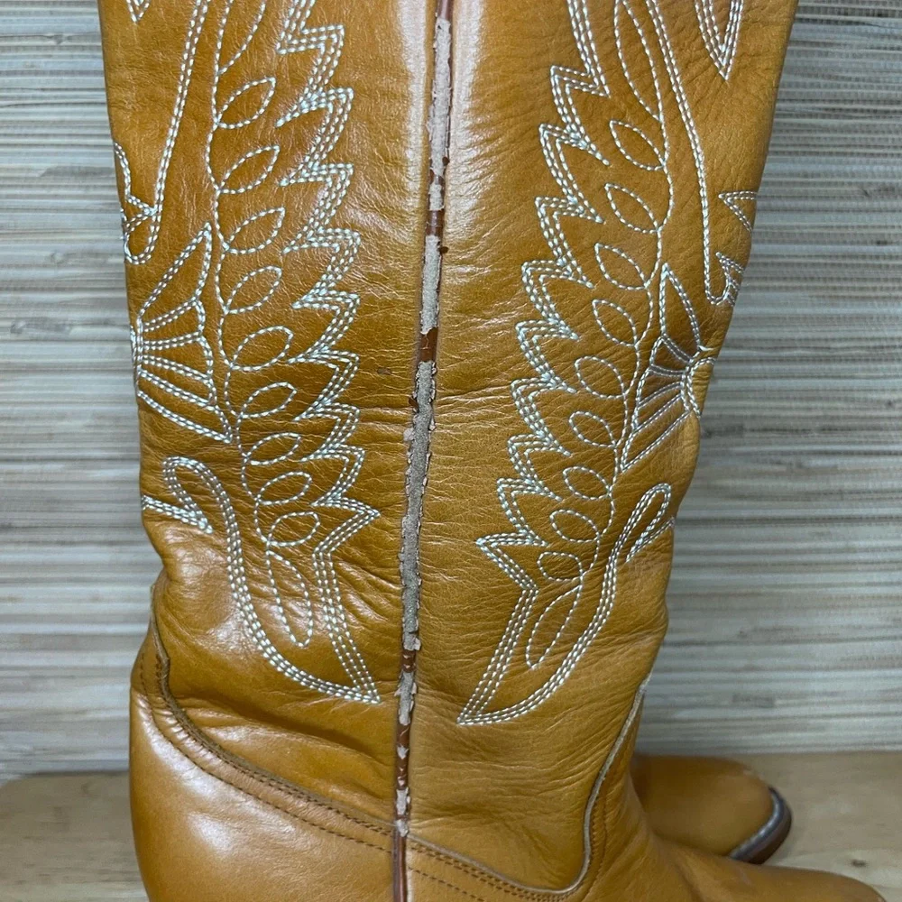 Jeffrey Campbell Frontier Boots - Picture 7 of 17